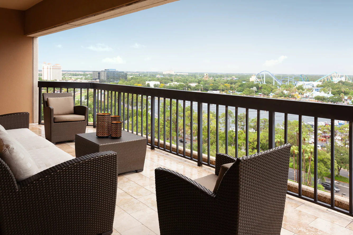 mcosr-balcony-9463-hor-clsc